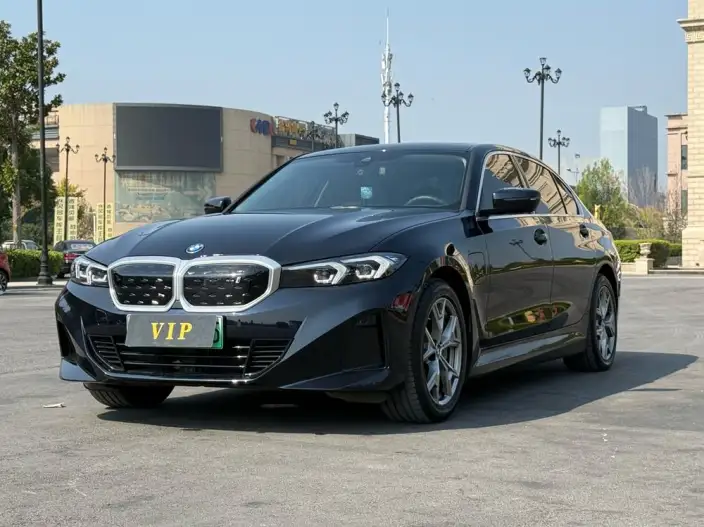BMW i3 2023 Model eDrive35L