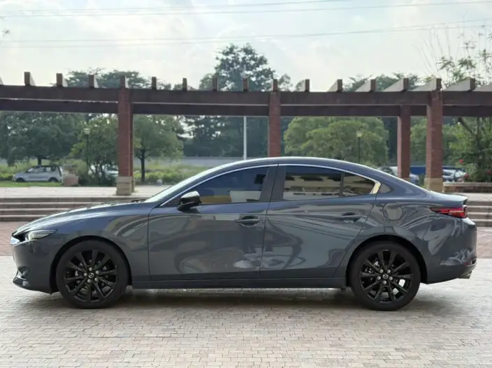 Mazda3 Axela 2022 Model 2.0L Automatic Zhi Ya Edition