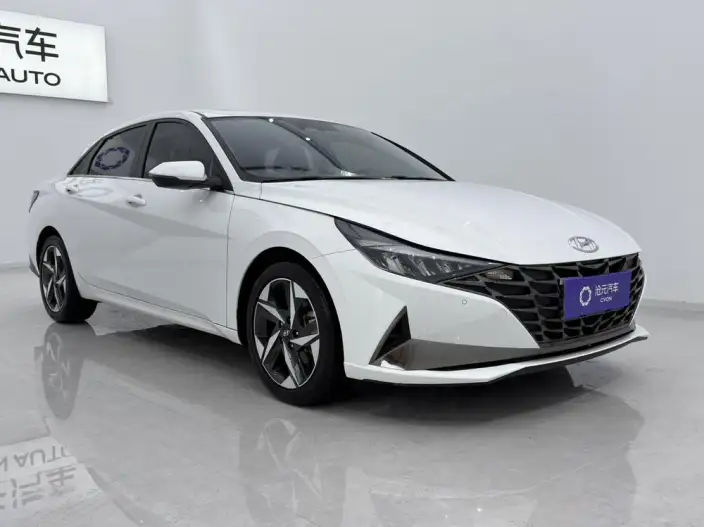Hyundai Ioniq 2022 Model 1.5L CVT LUX Premium Edition