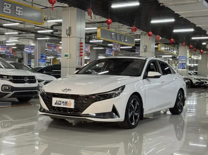 Hyundai Ioniq 2022 Model 1.5L CVT LUX Premium Edition