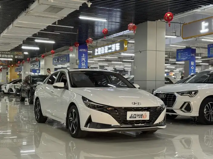 Hyundai Ioniq 2022 Model 1.5L CVT LUX Premium Edition