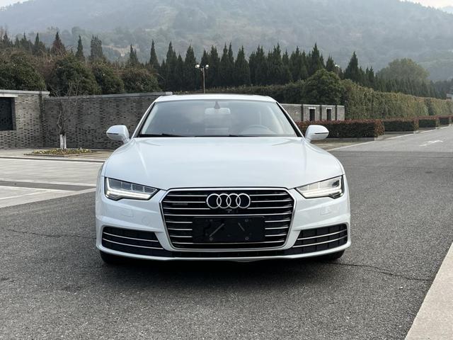 Audi A7 2016 модификация 50 TFSI quattro Com f ort – фото 2