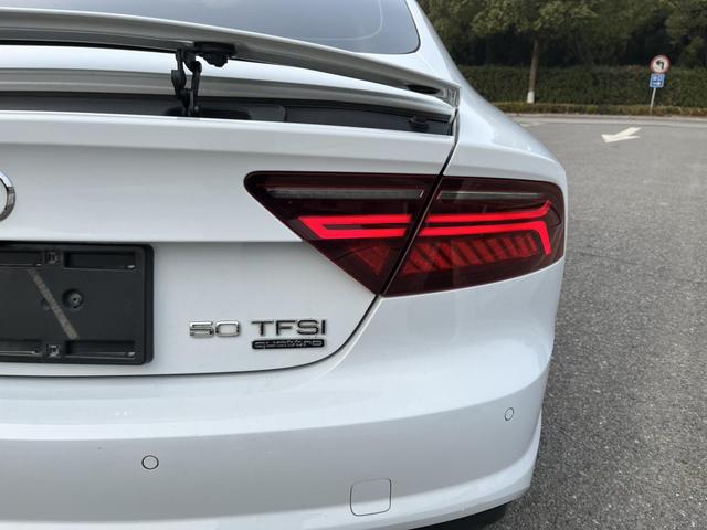 Audi A7 2016 модификация 50 TFSI quattro Com f ort – фото 12