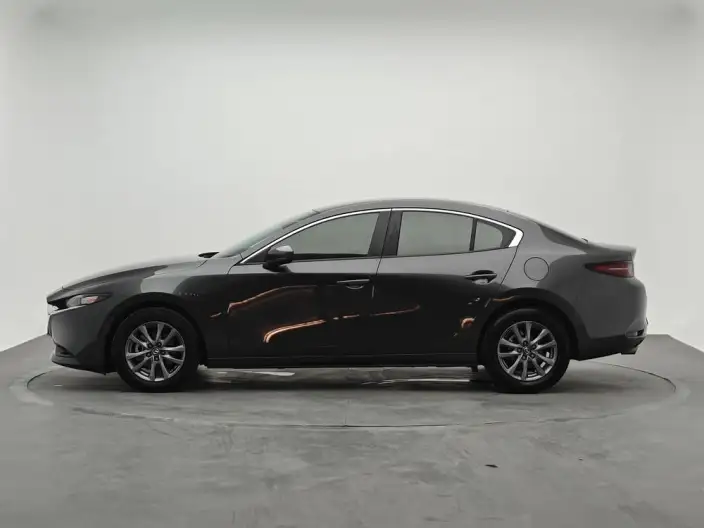Mazda3 Axela 2023 Model 2.0L Automatic Zhi Engine Edition