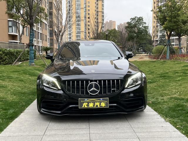 Mercedes-Benz C-Class AMG Модель 2019 года AMG C 63 Coupe – фото 2