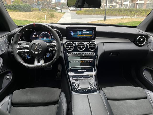 Mercedes-Benz C-Class AMG Модель 2019 года AMG C 63 Coupe – фото 5