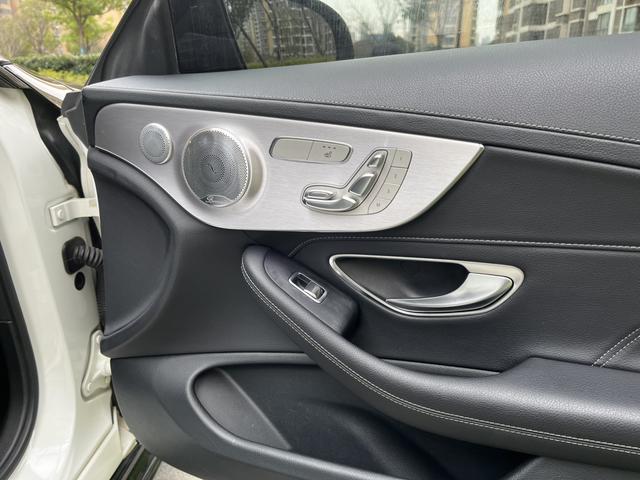 Mercedes-Benz C-Class AMG Модель 2019 года AMG C 63 Coupe – фото 17