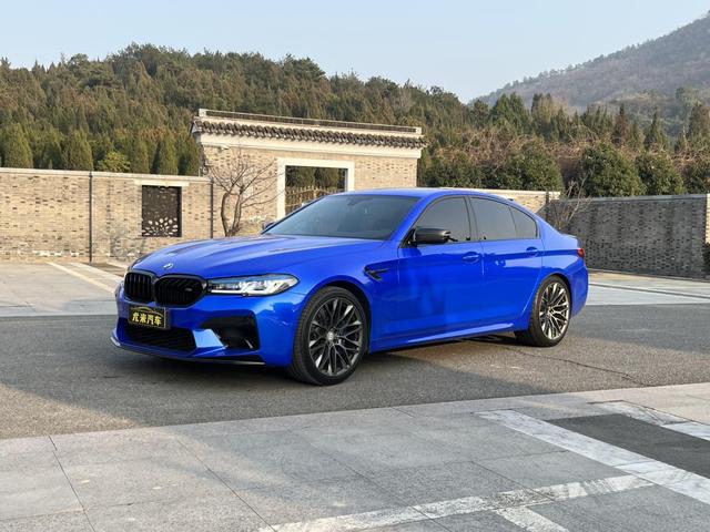 BMW M5 Модель 2018 года M5 – фото 1