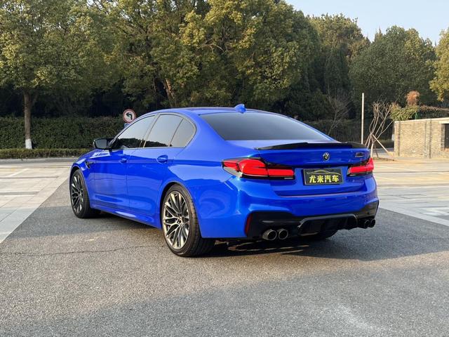 BMW M5 Модель 2018 года M5 – фото 7