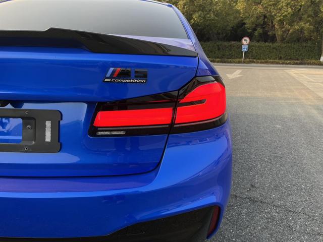 BMW M5 Модель 2018 года M5 – фото 17