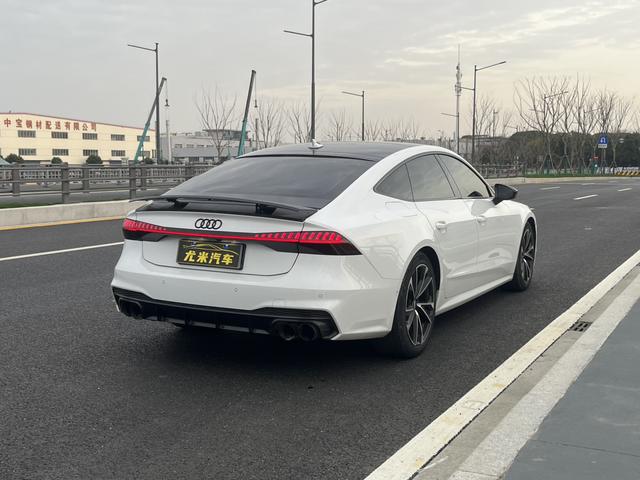 Audi A7 2021 45 TFSI Precision Selection – фото 9