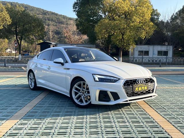 Audi A5 2023 Sportback 40 TFSI Stylish Dynamic – фото 3