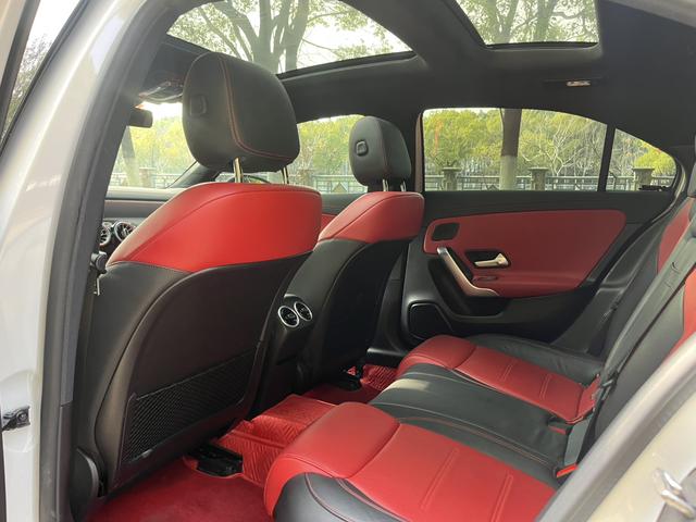 Mercedes-AMG A-Class 2020 AMG A 35 L 4MATIC – фото 6