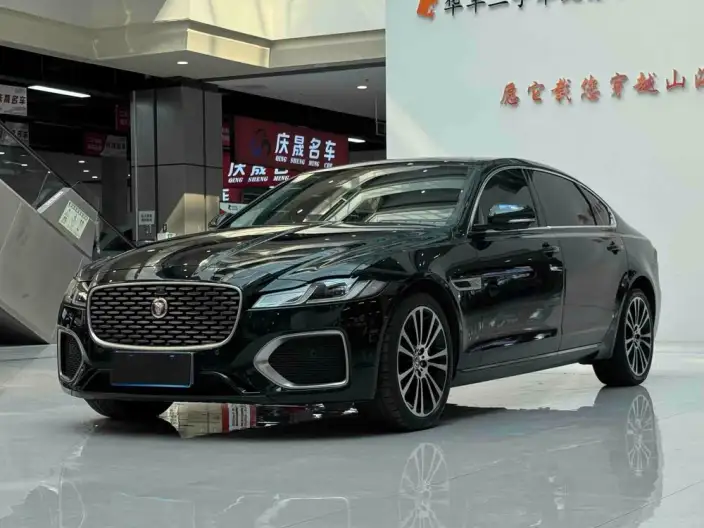 Jaguar XFL 2025 Model 2.0T P250 2WD Exclusive Deluxe Edition