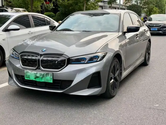BMW i3 2023 Model Facelift eDrive40L Night Edition Sports Set