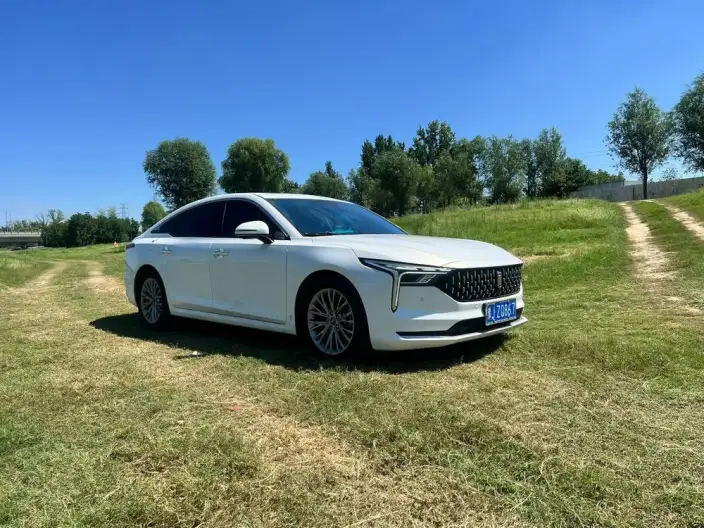 BESTUNE B70 2023 Model Third generation 1.5T Automatic Enjoy Edition Model 70th Anniversary Memorial Edition
