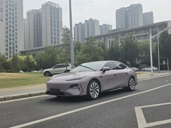 Geely Galaxy E8 2024 Model 550km MAX