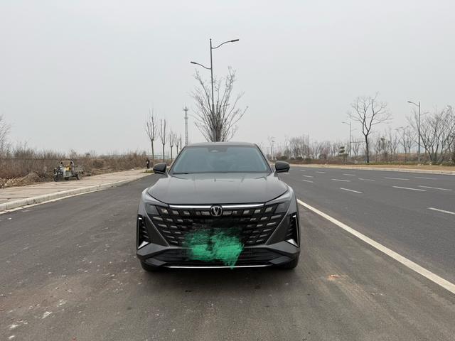 Changan UNI-Z PHEV 2024 Blue Whale iDD 125KM Excellence – фото 2