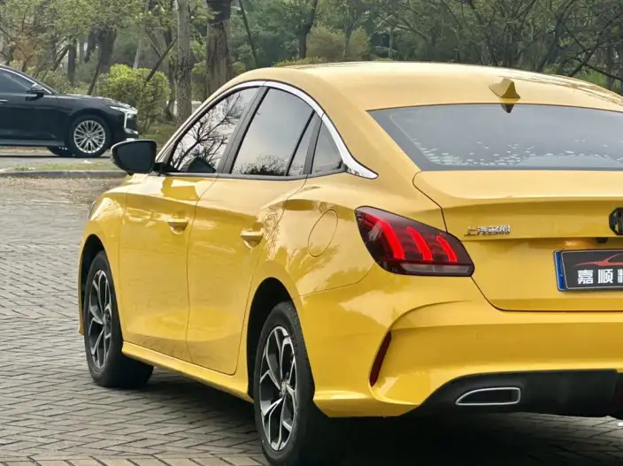 MG5 2021 Model 180DVVT Manual Youth Deluxe Edition – фото 13