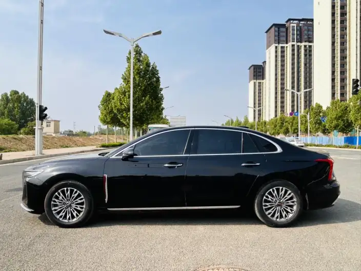 Hongqi H5 2024 Model 1.5T DCT Flag Rhythm Edition