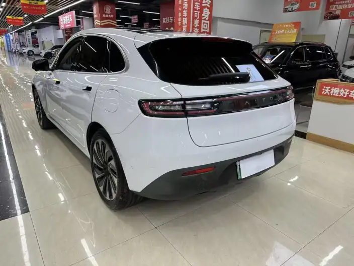 Aito M5 2022 Model Extended Range 4WD performance version
