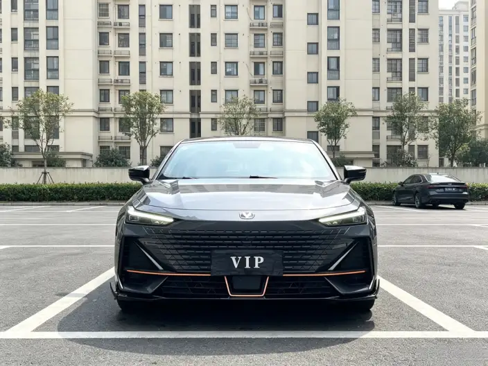 Changan UNI-V 2022 Model 1.5T Sports Edition – фото 2