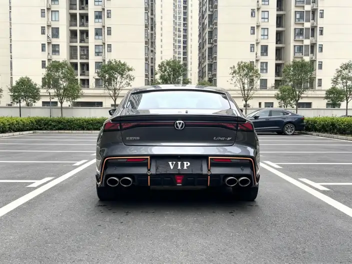 Changan UNI-V 2022 Model 1.5T Sports Edition – фото 5