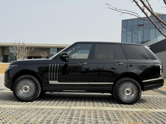 Range Rover Модель 2020 года 3.0 L6 Shengshi Edition – фото 13