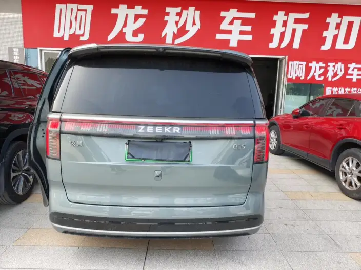 ZEEKR 009 2024 Model VI seat Executive Edition 4WD 108kWh