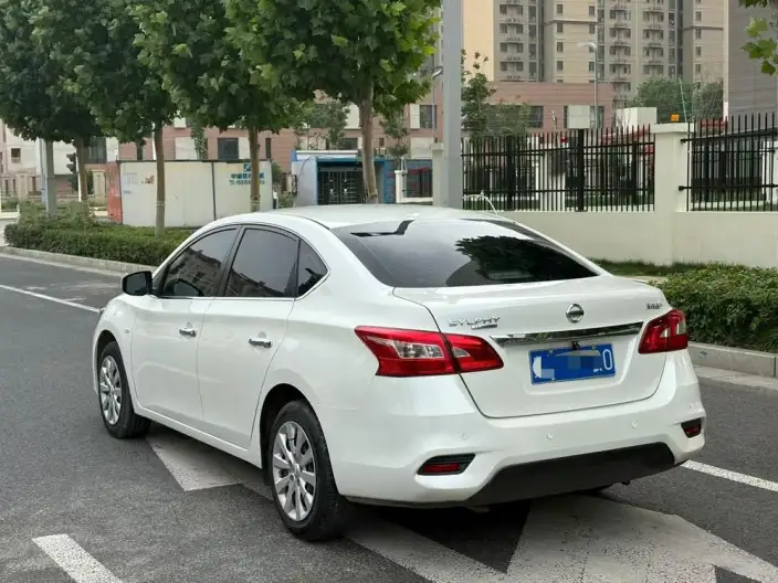 Nissan Sylphy 2021 Model Classic 1.6 XE CVT Comfort Edition