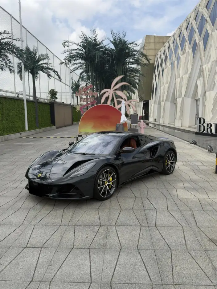 Emira 2022 Model 2.0T L4 First Edition