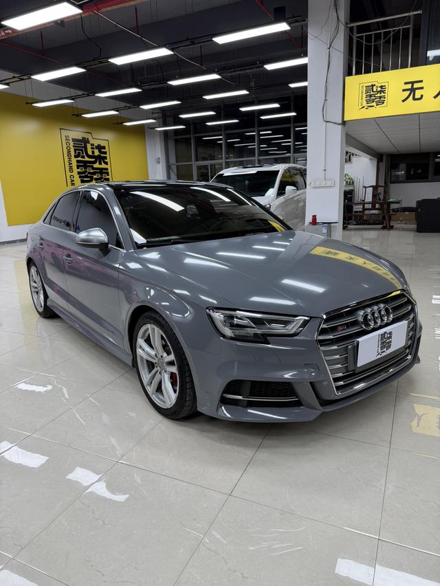 Audi S3 2017 Facelift S3 2.0T Limousine – фото 2