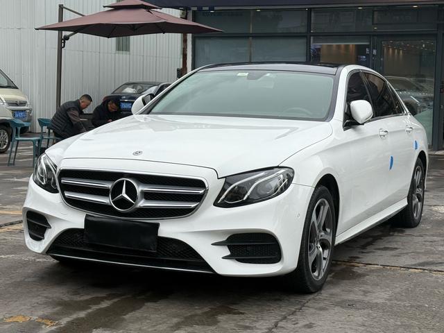 Mercedes-Benz E-Class 2019 E 260 L Sport – фото 1