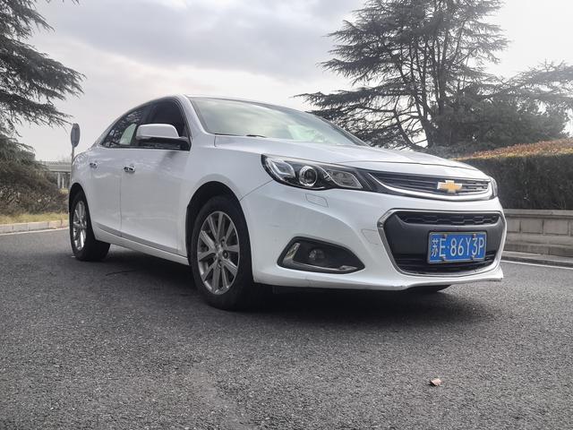 Chevrolet Malibu 2017 1.5T Automatic Luxury – фото 6