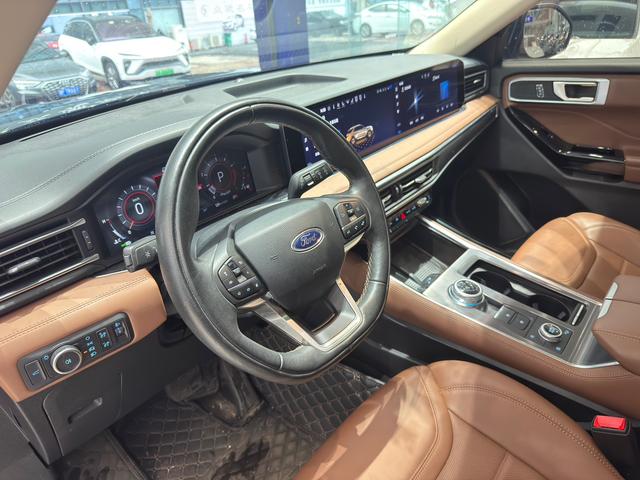 Ford Explorer 2023 EcoBoost 285 AWD Fashion Plus 7-seat – фото 6