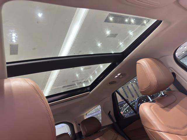 Ford Explorer 2023 EcoBoost 285 AWD Fashion Plus 7-seat – фото 12