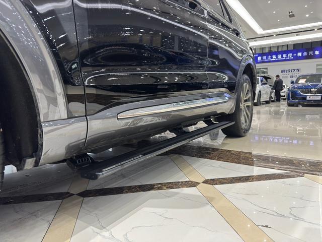 Ford Explorer 2023 EcoBoost 285 AWD Fashion Plus 7-seat – фото 13