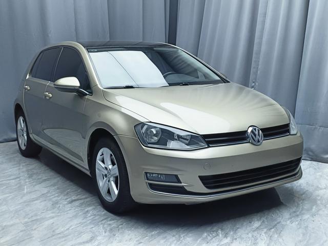 Volkswagen Golf 2016 230 TSI Automatic Comfort – фото 3