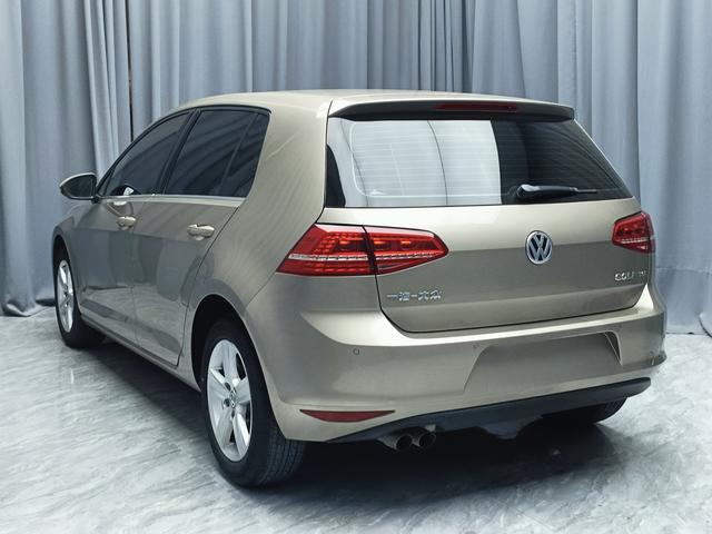 Volkswagen Golf 2016 230 TSI Automatic Comfort – фото 4