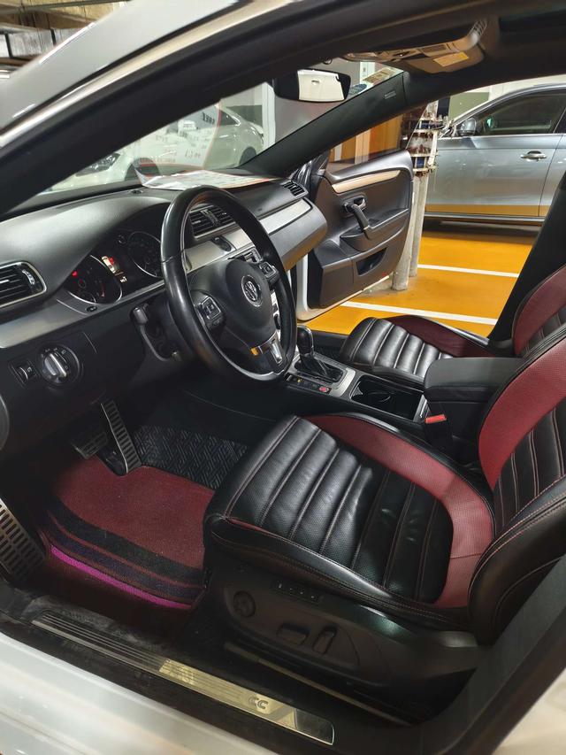 Volkswagen CC Модель 2018 года 1.8TSI Luxury – фото 4