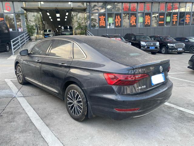 Volkswagen Sagitar Модель 2020 года 280TSI DSG Com f ort Country VI – фото 9