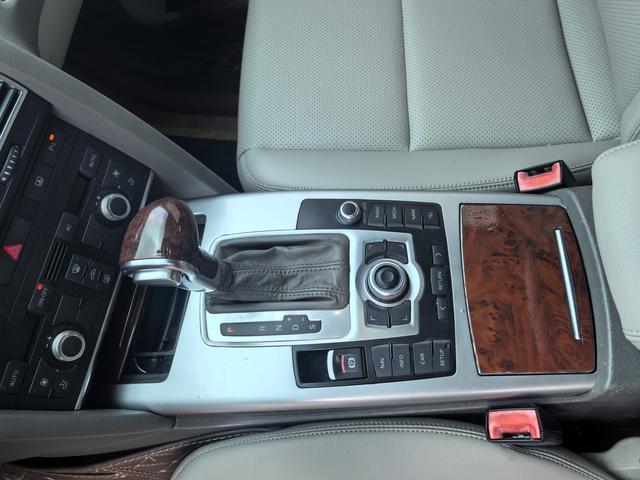Audi A6L 2010 2.0 TFSI Automatic Base – фото 9