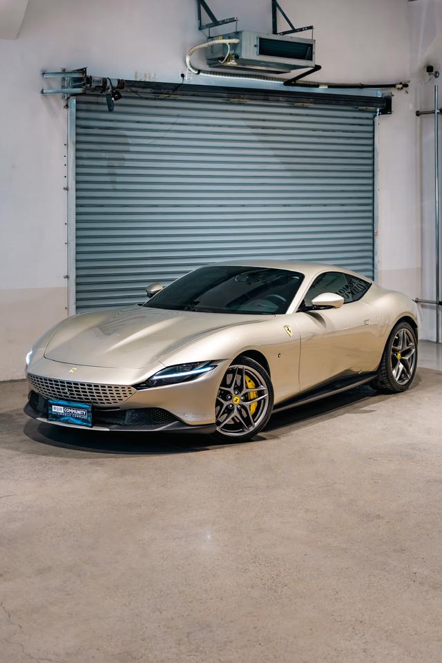 Ferrari Roma Модель 2020 года 3.9T V8