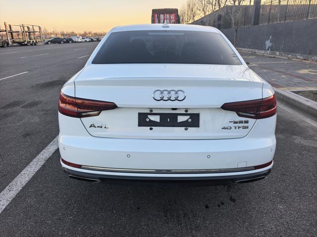 Audi A4L 2019 40 TFSI Entry China V – фото 5