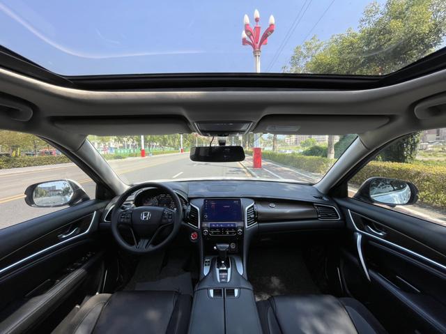 Honda Avancier Модель 2019 года 240TURBO 2WD Deluxe Edition – фото 15