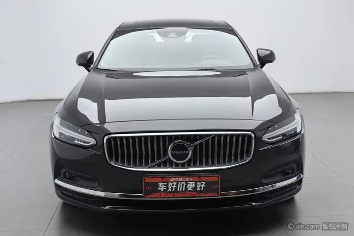 Volvo S90 2021 Model B5 Smart Range Deluxe Edition