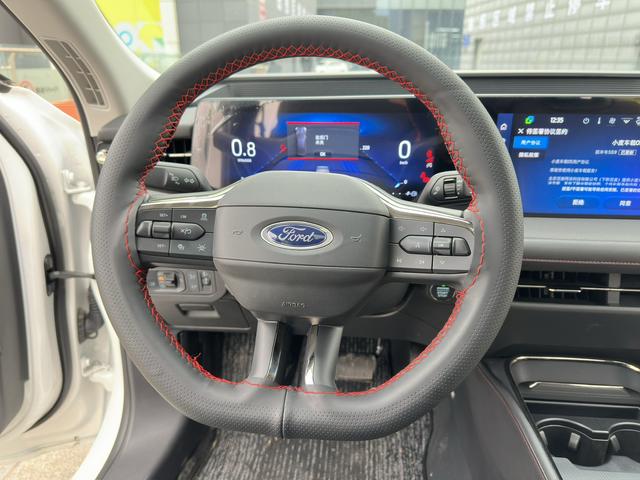 Ford Mondeo 2023 EcoBoost 245 Luxury – фото 13