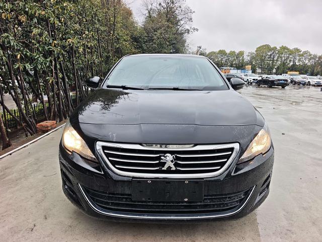 Peugeot 408 2014 1.8L Automatic Leading – фото 2