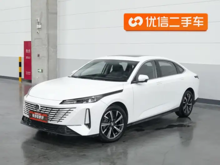 Changan Eado 2024 Model 1.5T DCT Flagship Model