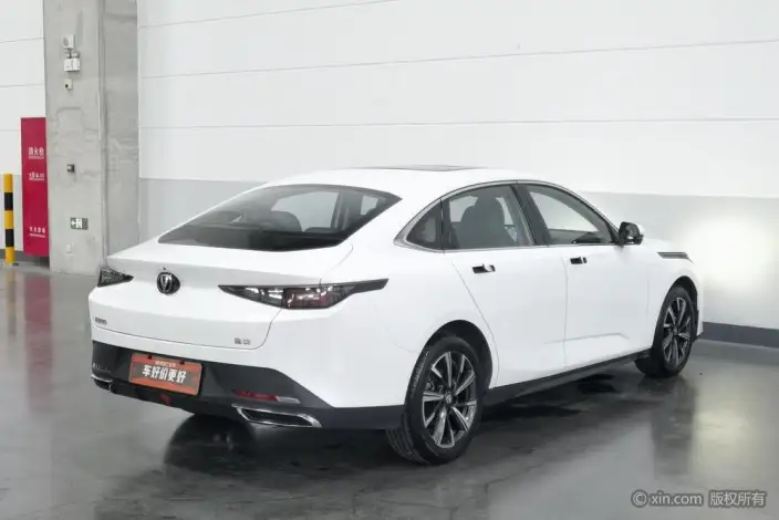 Changan Eado 2024 Model 1.5T DCT Flagship Model